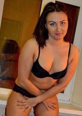 молодая шлюшка Александра — анкета девушки