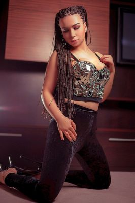 Света — девушка на час в Москве