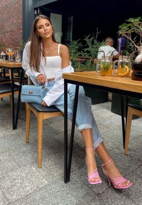 реальная шлюха Малика, от 4000 руб. в час, 24 лет, работает 24 7