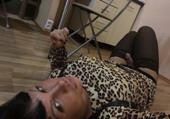 Элина — проститутка с большими формами, 24 лет