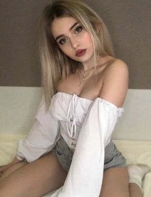 Крупные сиськи фей похоти и разврата — Диана (вес: 46, рост: 155)