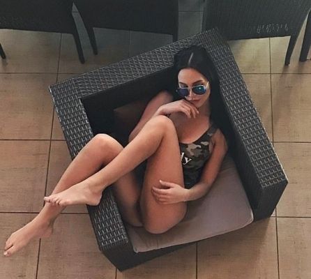 Кира — шлюха по вызову, от 4000 руб. в час