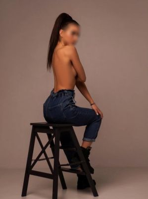 секс с азиаткой Лена, от 4500 руб. в час