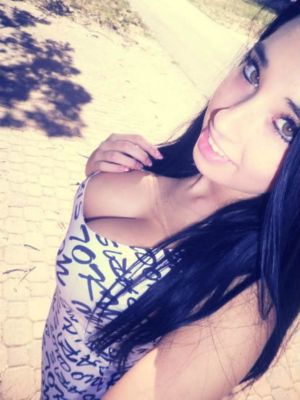 Маша — анкета рабыни, 24 лет, г. Москва