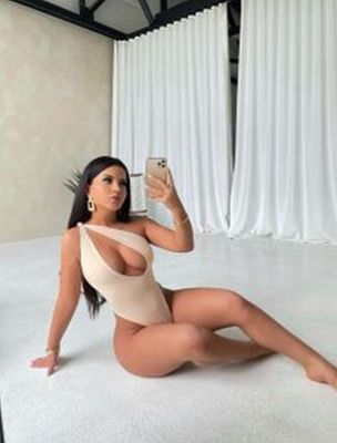 Дианочка — закажите эту проститутку онлайн в Москве